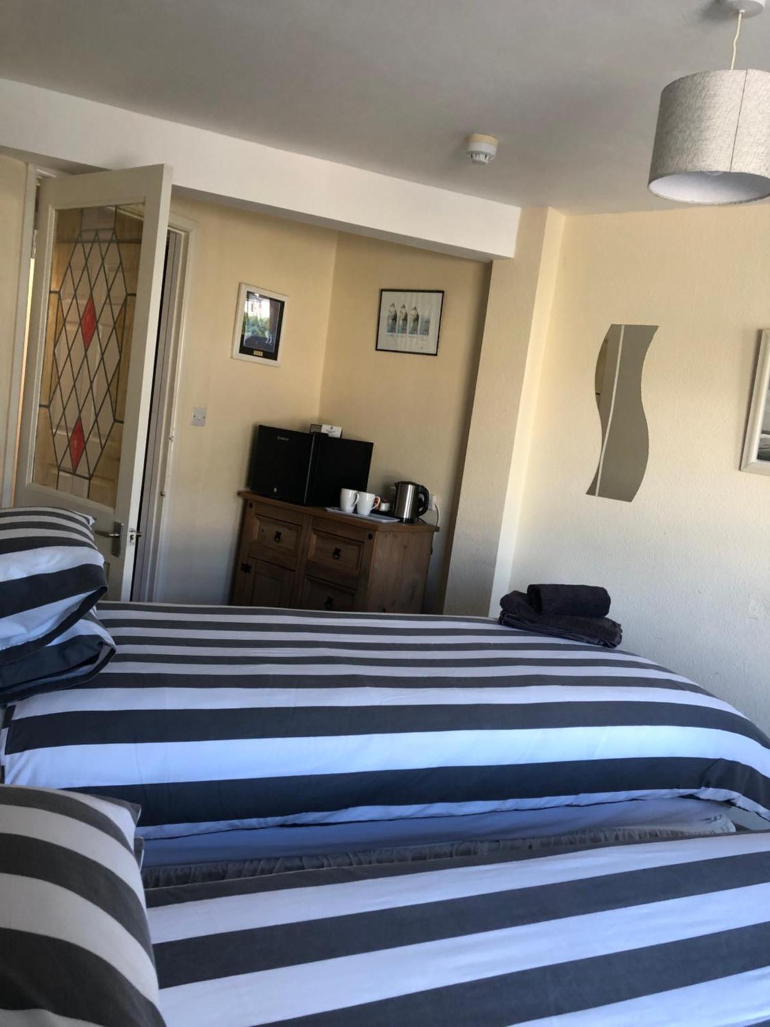 Channel View Guest House Stoke Fleming 外观 照片